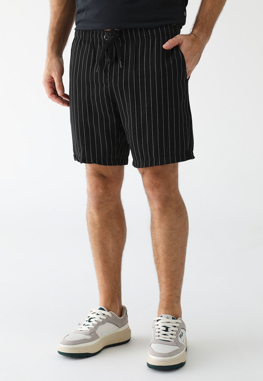 Short masculino casual listrado