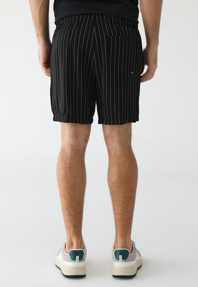 Short masculino casual listrado